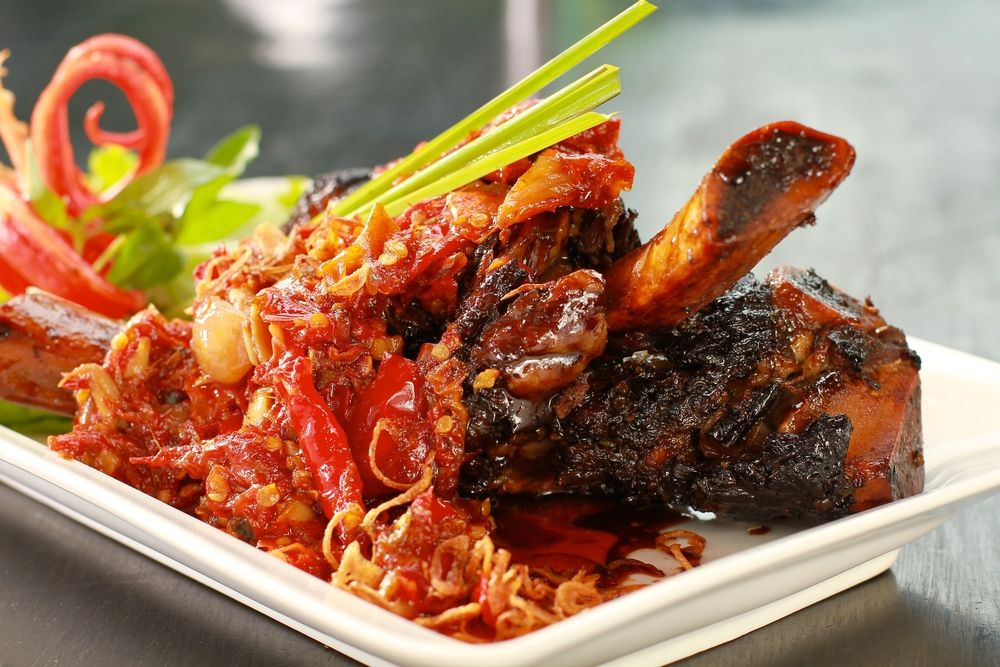 Akibat Makan Pedas, Ini Efek Samping yang Mungkin Dialami