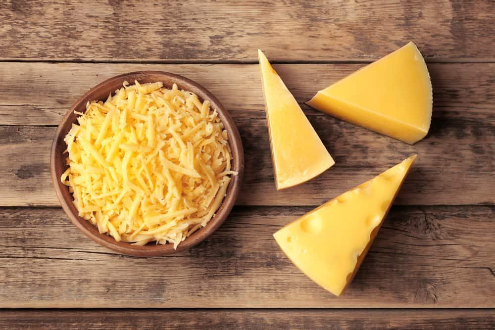 Usia Berapa Bayi Mulai Diperbolehkan Makan Keju?