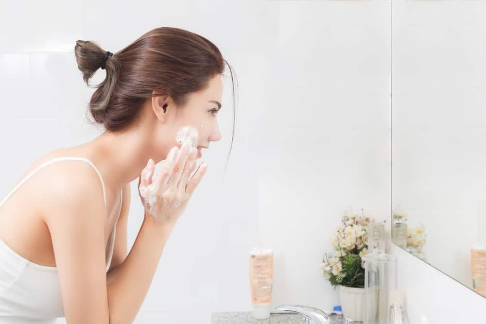 6 Manfaat Glycolic Acid untuk Mengatasi Masalah Kulit Wajah