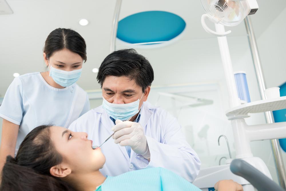 beda-ortodontis-dan-dokter-gigi-dentist