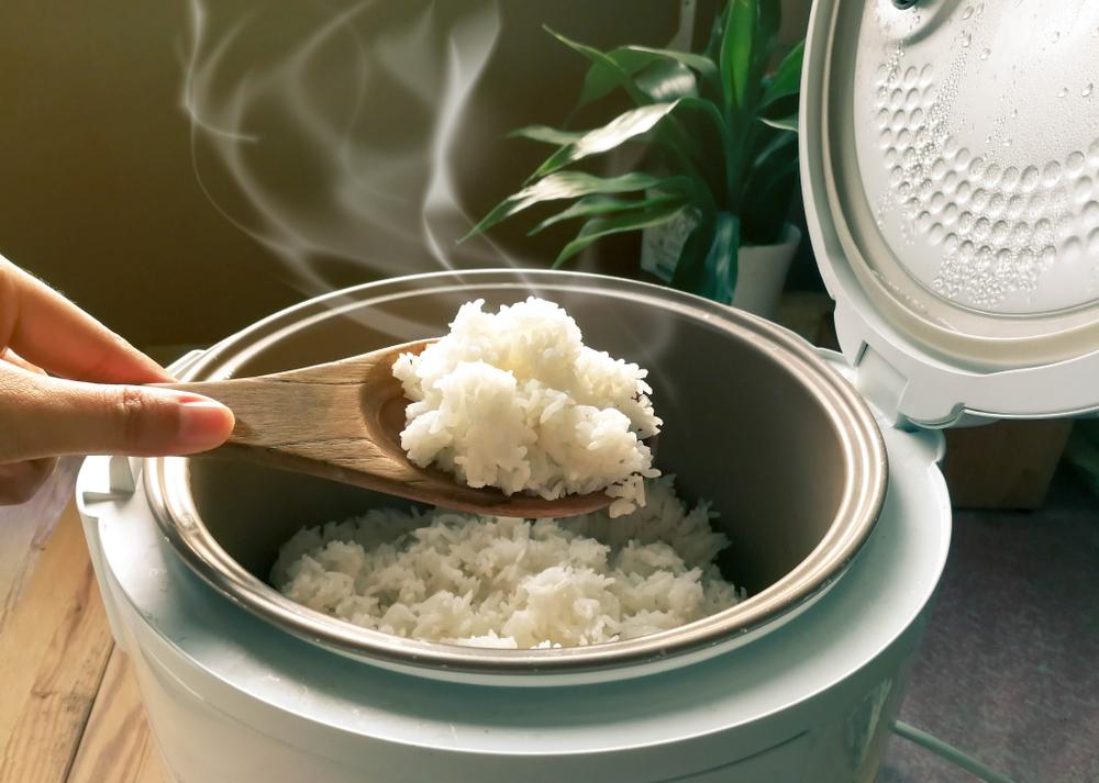 Pssst, 5 Hal Ini yang Terjadi Ketika Anda Makan Terlalu Banyak Karbohidrat