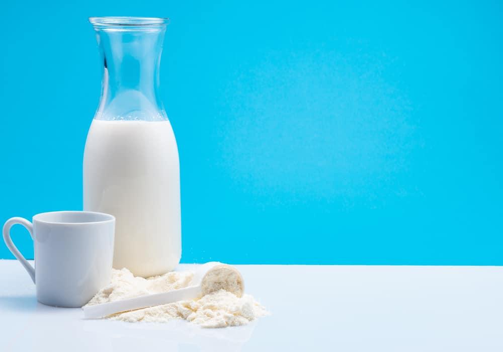 Mana yang Lebih Baik untuk Anak, Susu Bubuk Atau Susu Cair?