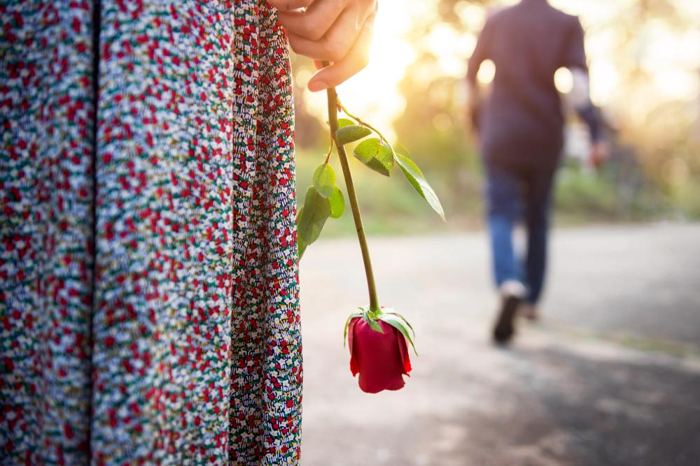 Cinta Sudah Ditolak, Kenapa Masih Terus Kepikiran Si Dia?