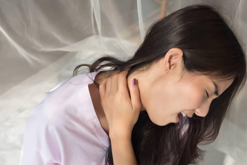 Mengenali Gejala Meningitis, Apakah Pasti Mengalami Leher Kaku dan Pusing?
