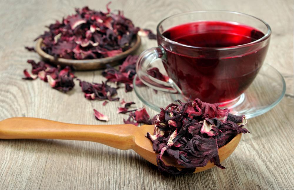 6 Manfaat Teh Hibiscus (Kembang Sepatu) dan Cara Membuatnya di Rumah