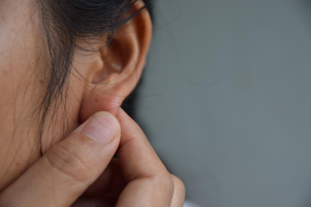 cara-menghilangkan-keloid-di-telinga