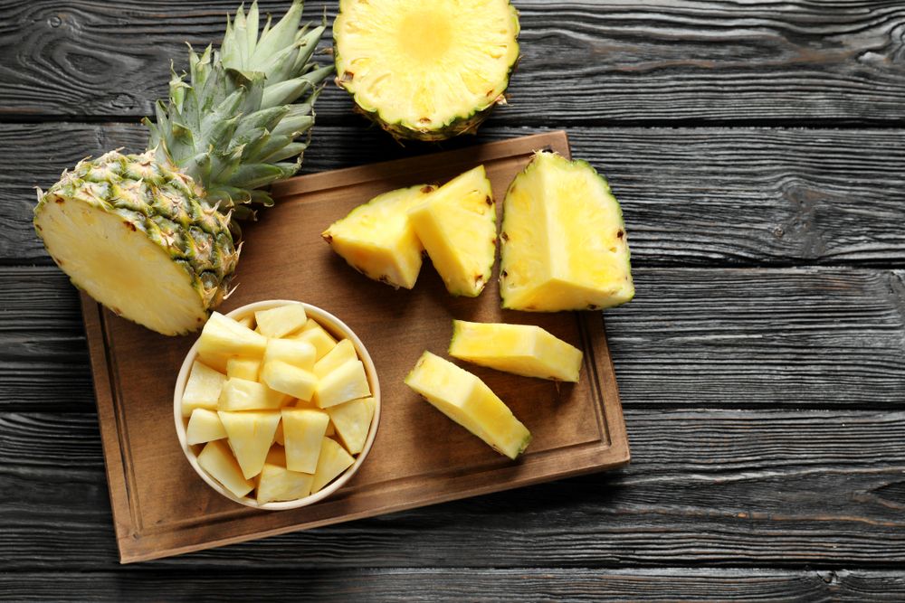 punya-maag-makan-nanas