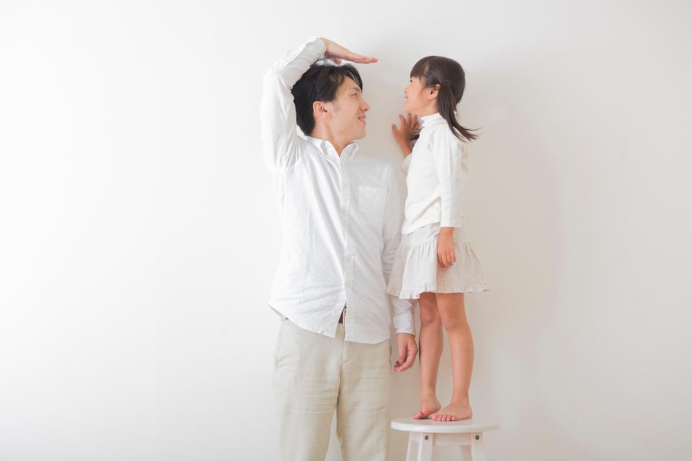 Berapa Idealnya Tinggi Badan Pada Orang Dewasa? (Plus Cara Tepat Mengukurnya)