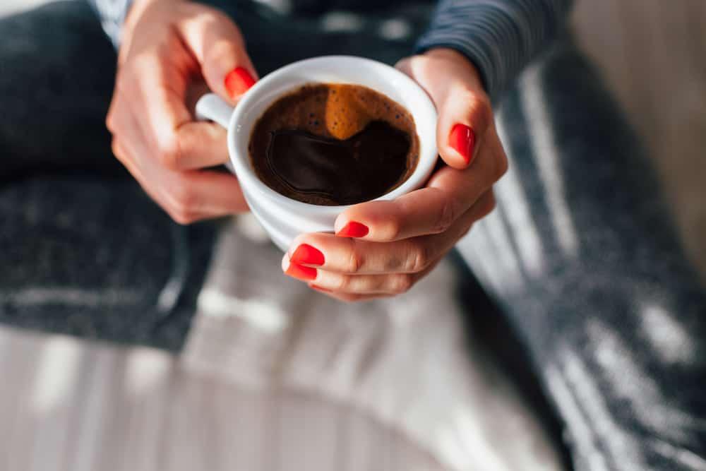 bahaya-minum-kopi-setiap-hari