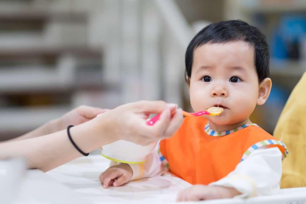 Sedikit Beda dengan Usia Sebelumnya, Ini MPASI untuk Bayi Usia 7 Bulan