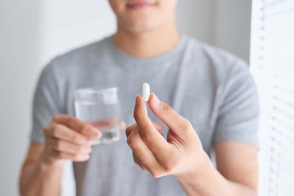Mengulas Obat Antasida untuk Redakan Asam Lambung Naik