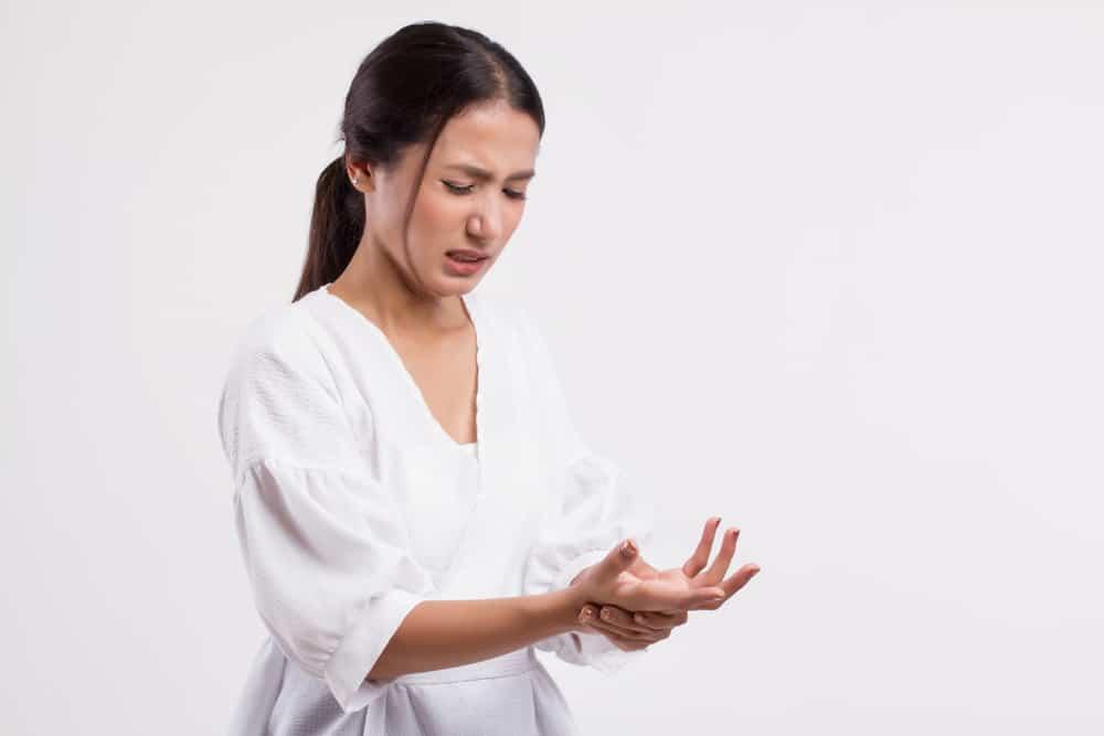 penyebab-kesemutan-kebas-kram