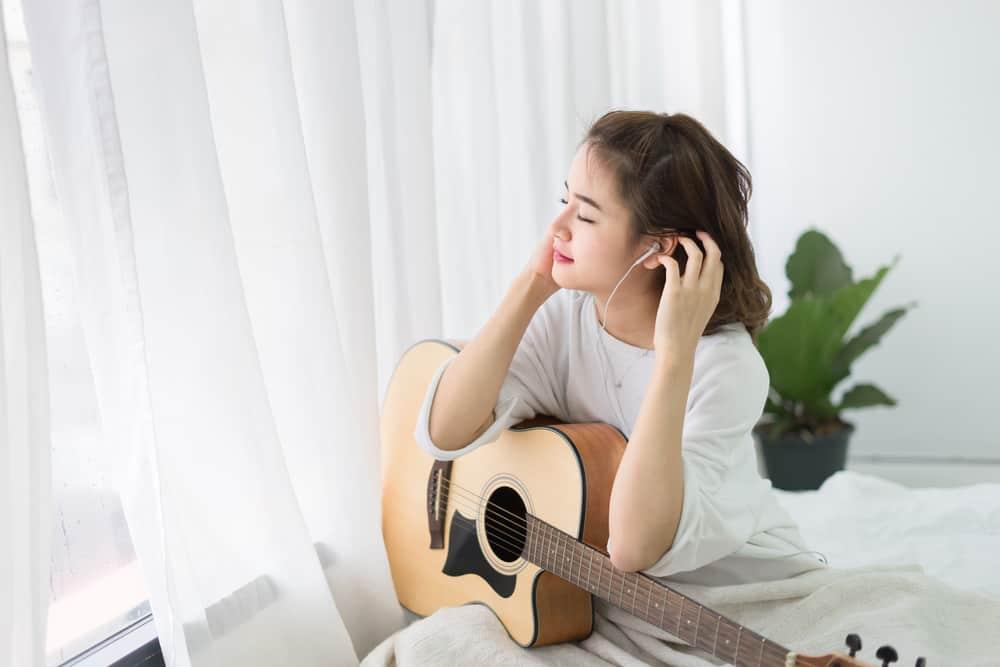 Apa Benar Mendengarkan Musik Bisa Meningkatkan Mood?