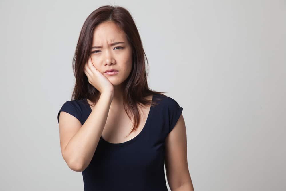 Mengapa Wanita Lebih Sering Sakit Gigi daripada Pria?