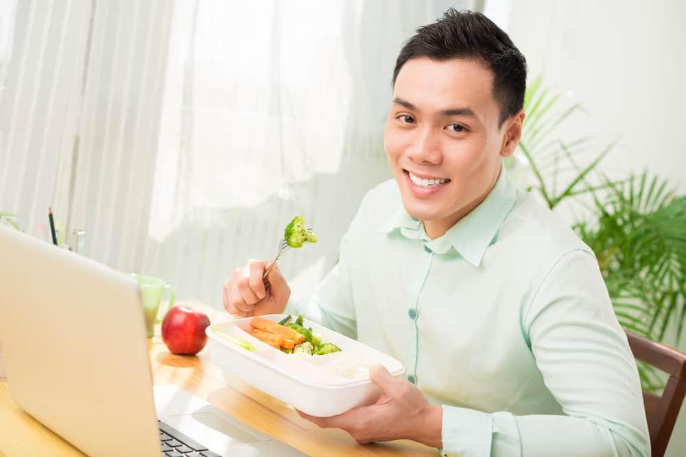 Alasan Kita Harus Pilih Katering untuk Makan Siang Kantor