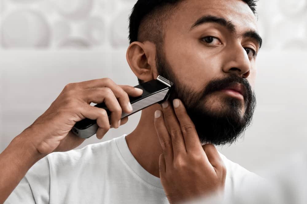 Berbagai Pilihan Perontok Rambut Khusus Pria