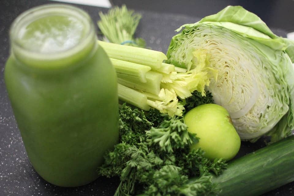Jika Dikonsumsi Berlebihan, Ini Efek Samping Minum Jus Seledri