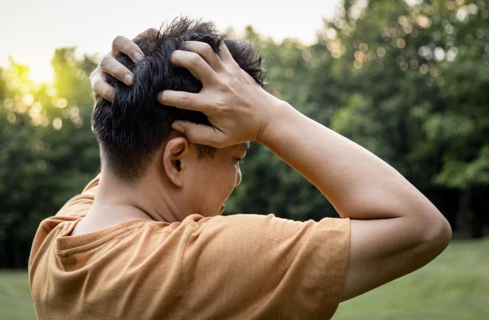 Apa Bedanya Sakit Kepala Akibat Tumor dengan Sakit Kepala Biasa?