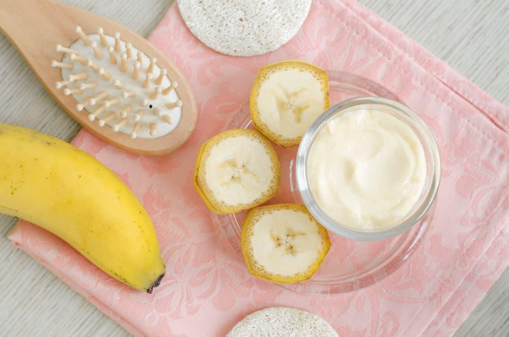 masker-pisang-untuk-rambut