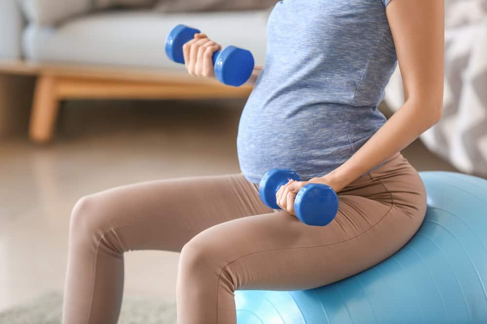 8 Pilihan Olahraga yang Aman untuk Ibu Hamil