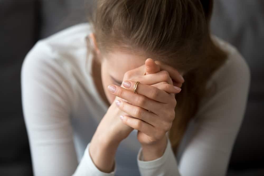 cara-menghilangkan-trauma-diselingkuhi