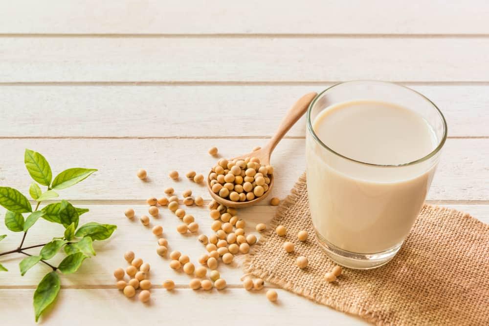 4 Makanan yang Harus Dihindari Ibu Menyusui Saat Bayi Diare