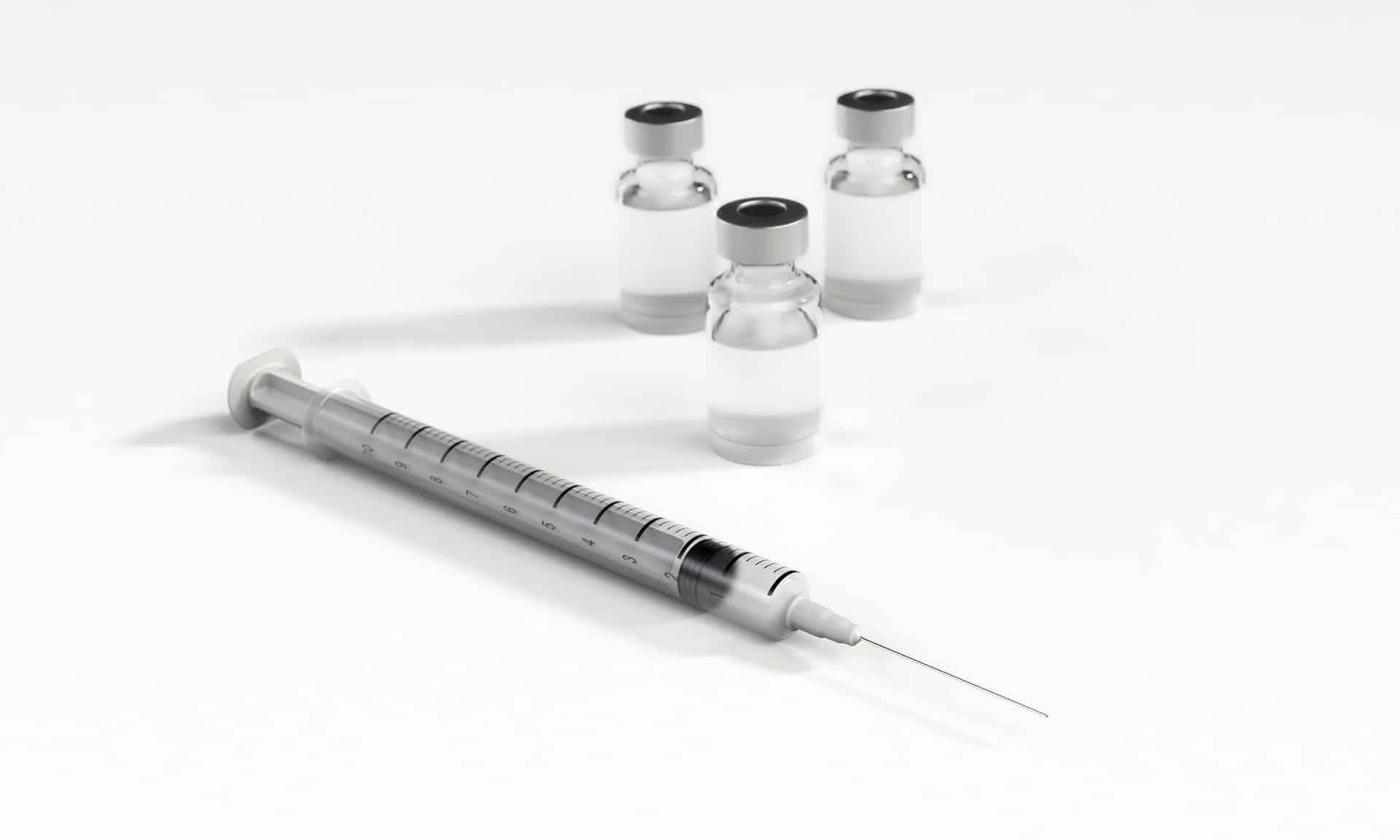 vaksin-meningitis-untuk-persiapan-haji