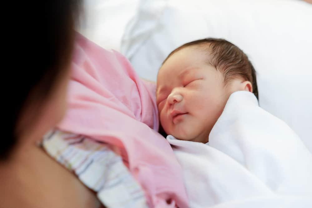 omphalocele-omfalokel-adalah