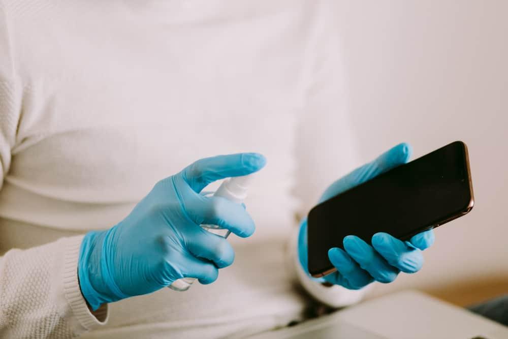 cara-menggunakan-disinfektan