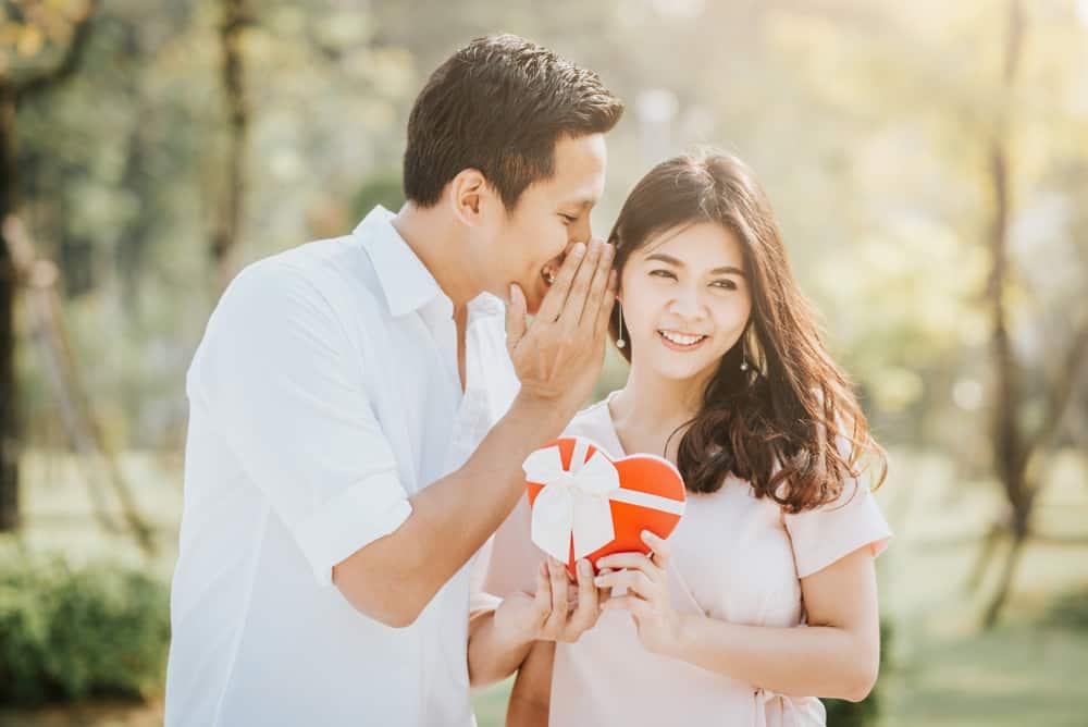 'Bucin' Alias Budak Cinta, Fenomena Ketika Cinta Menjadi Candu
