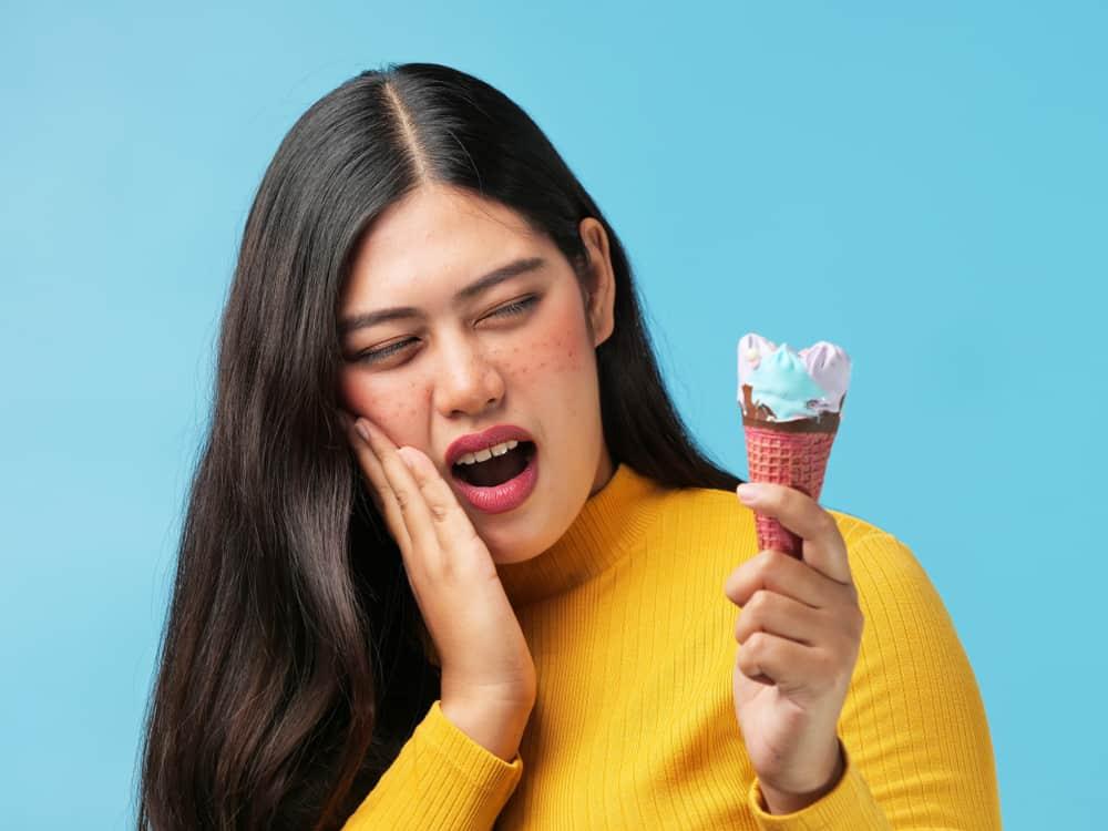 mengatasi-masalah-gigi-sensitif