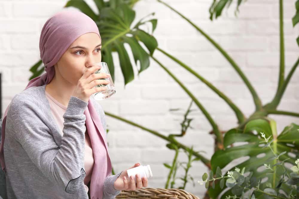 Obat dan Jenis Pengobatan untuk Kanker Lambung (Perut)