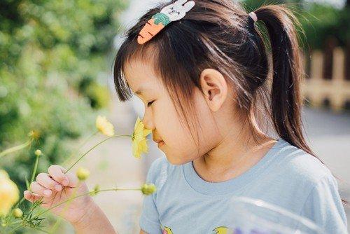 aktivitas-smell-sensory-play