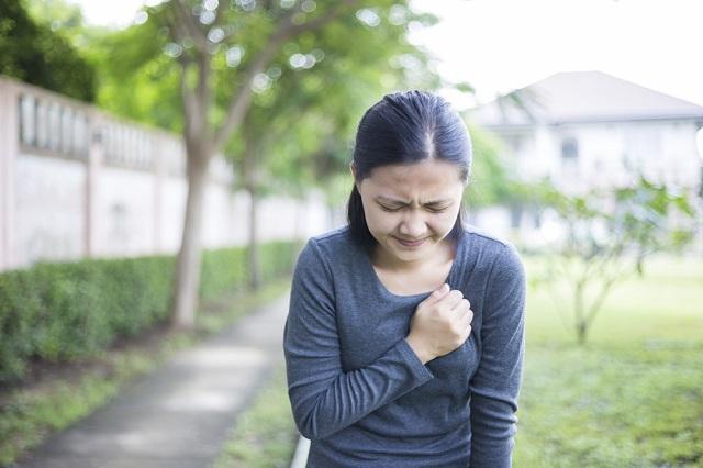 9 Faktor yang Dapat Meningkatkan Risiko Anda Terkena Pneumonia