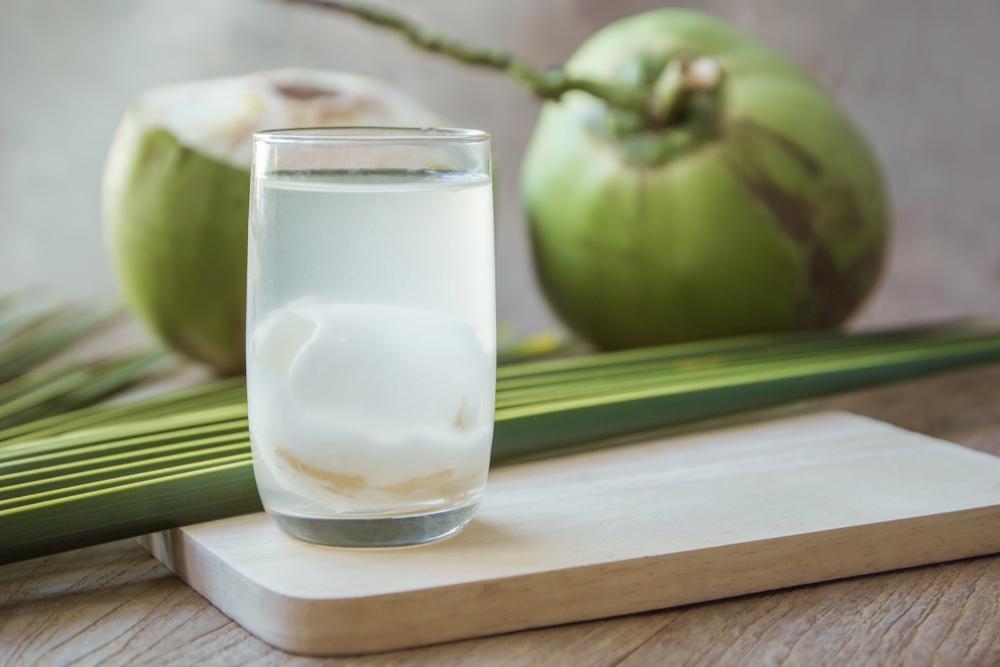 manfaat-air-kelapa-untuk-jantung
