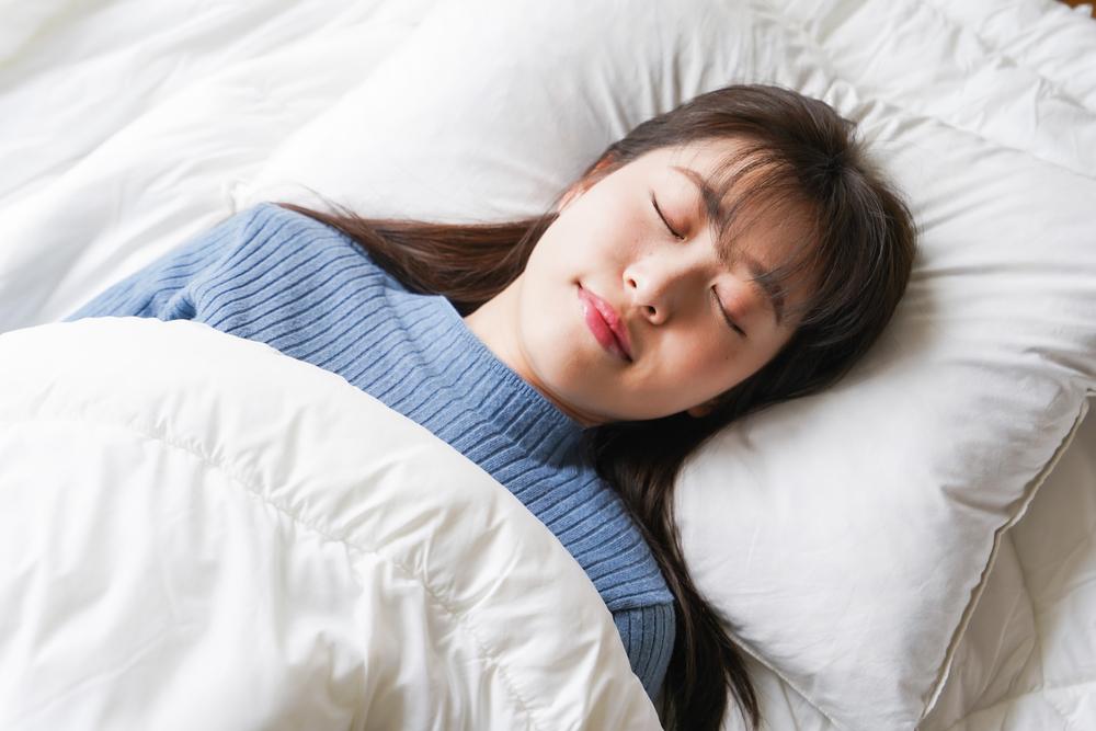 tidur-cukup-sebelum-vaksin-covid19