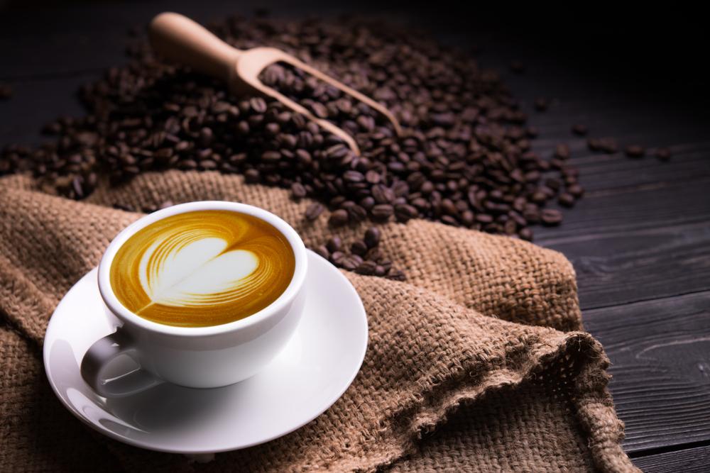 Bolehkah Penderita Kolesterol Tinggi Minum Kopi? Ini Penjelasannya