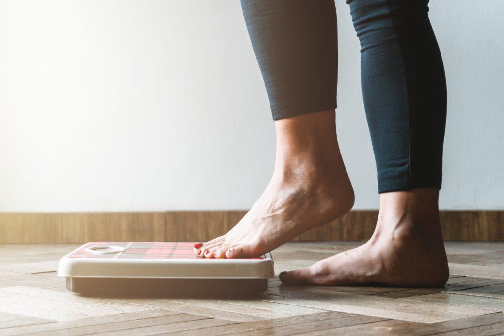 4 Penyebab Berat Badan Naik Saat Puasa yang Tidak Anda Duga