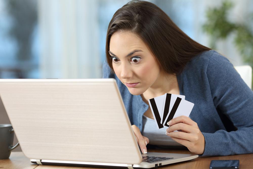 kecanduan-belanja-online