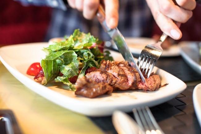 5 Pilihan Makanan Penetral setelah Makan Daging