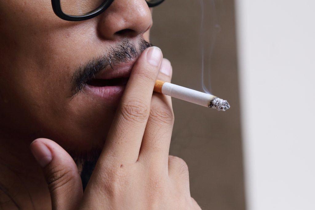 7-mitos-salah-seputar-rokok